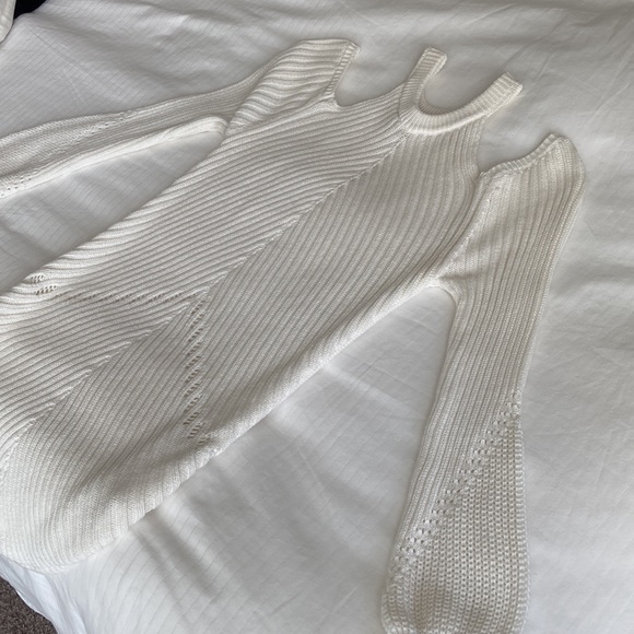 Sweater - Picture 2 of 4